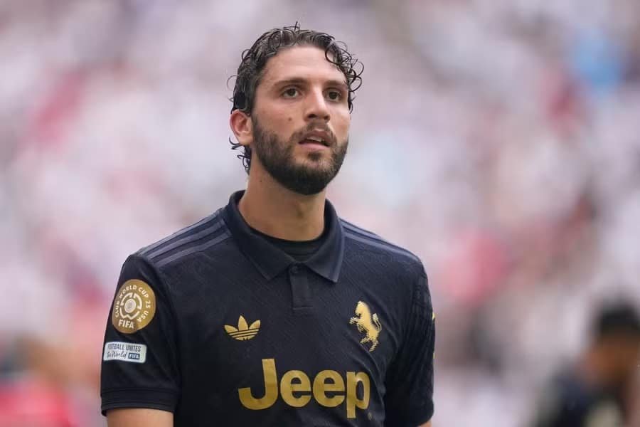 Manuel Locatelli během zápasu proti Realu Madrid v Klubovém mistrovství světa