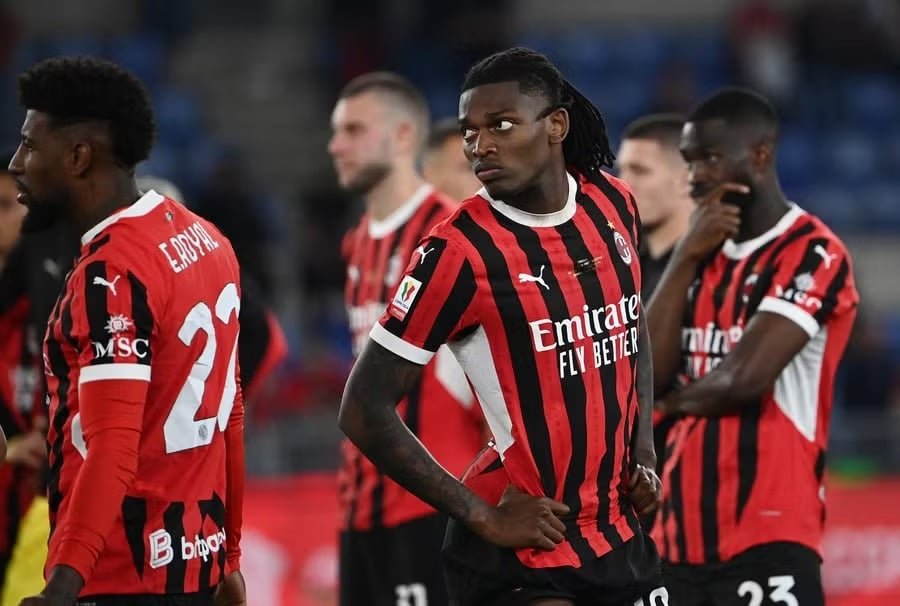 Rafael Leao ve finále Coppa Italia proti Bologni